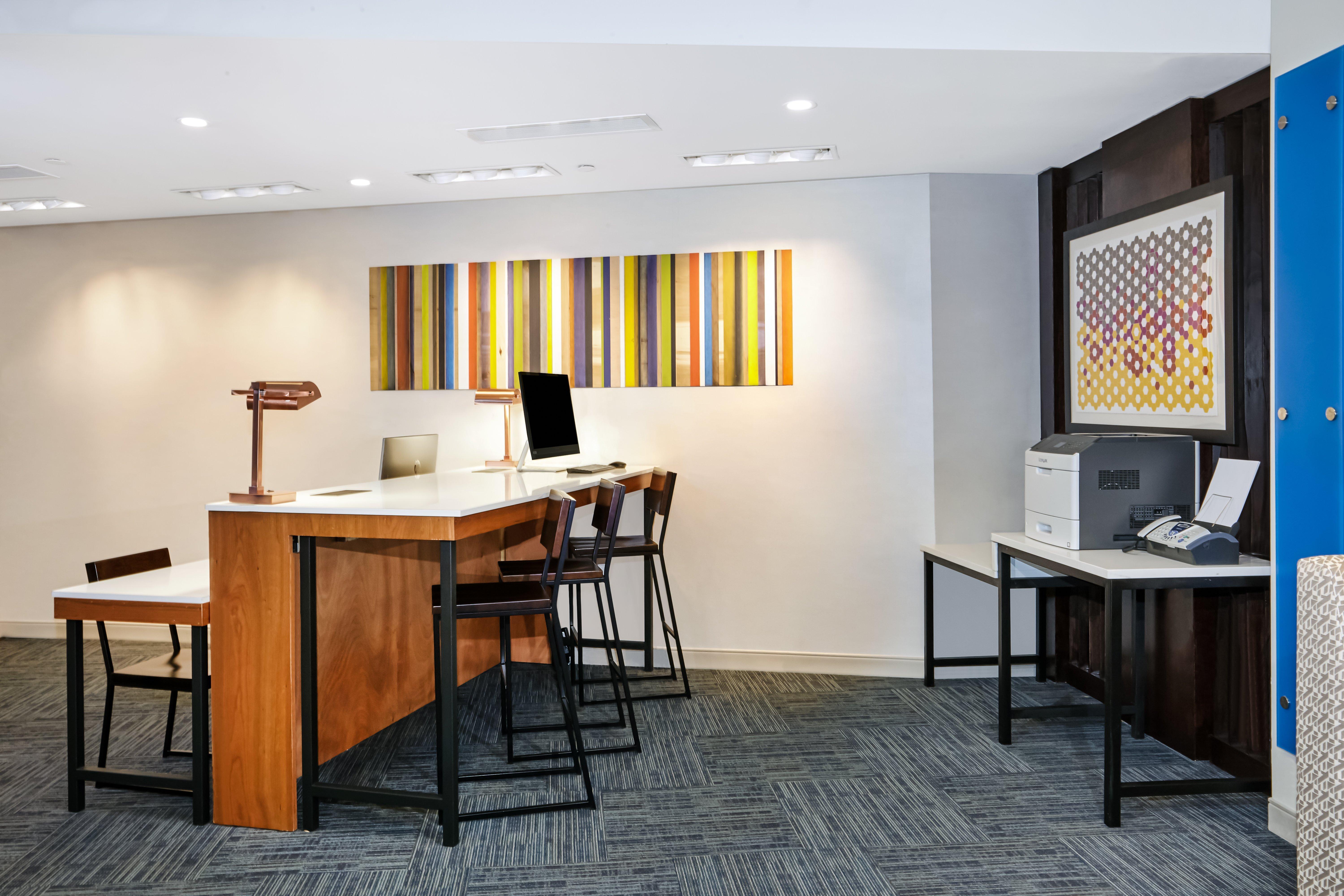 Holiday Inn Express & Suites Chicago North Shore - Niles By Ihg Ngoại thất bức ảnh