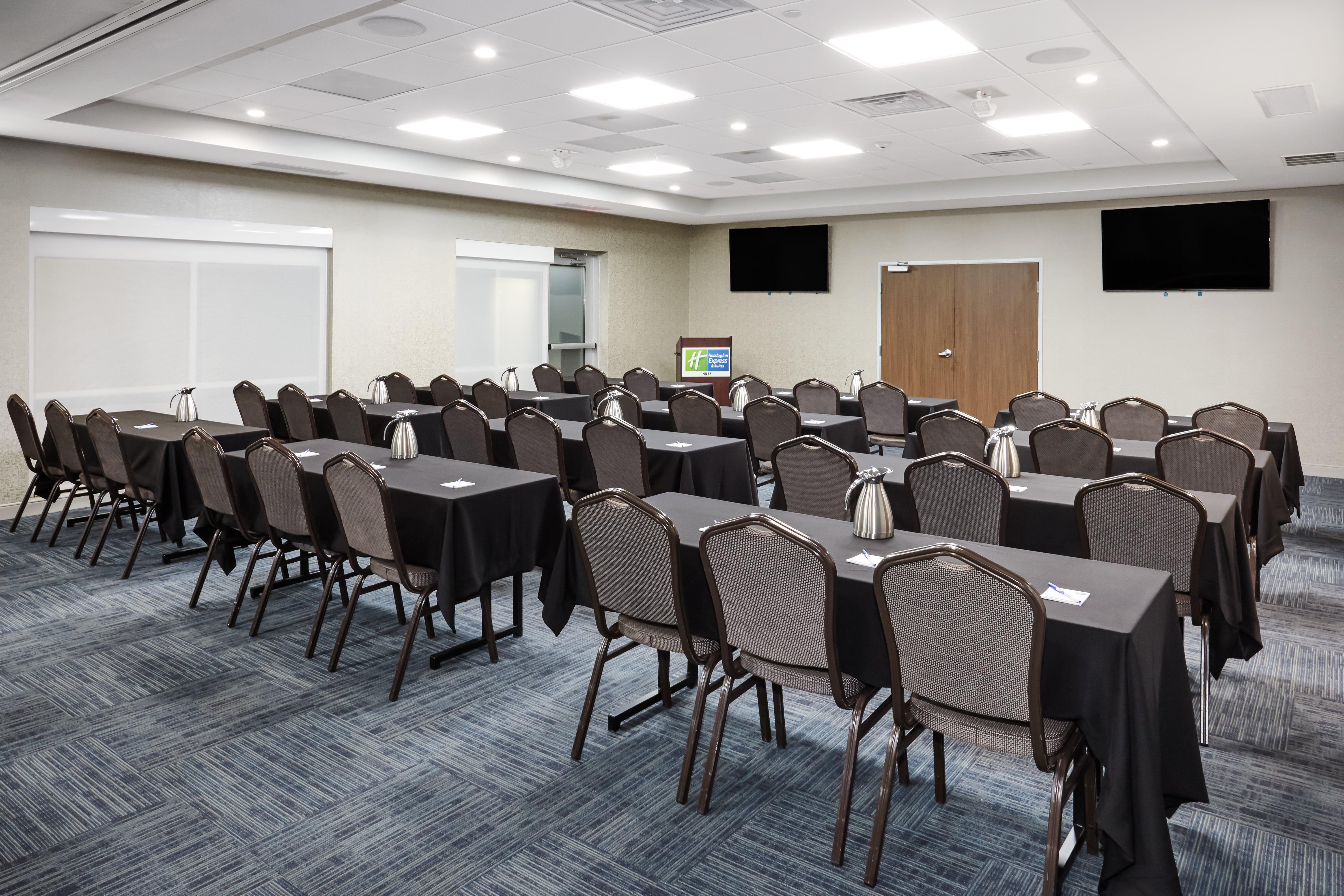 Holiday Inn Express & Suites Chicago North Shore - Niles By Ihg Ngoại thất bức ảnh