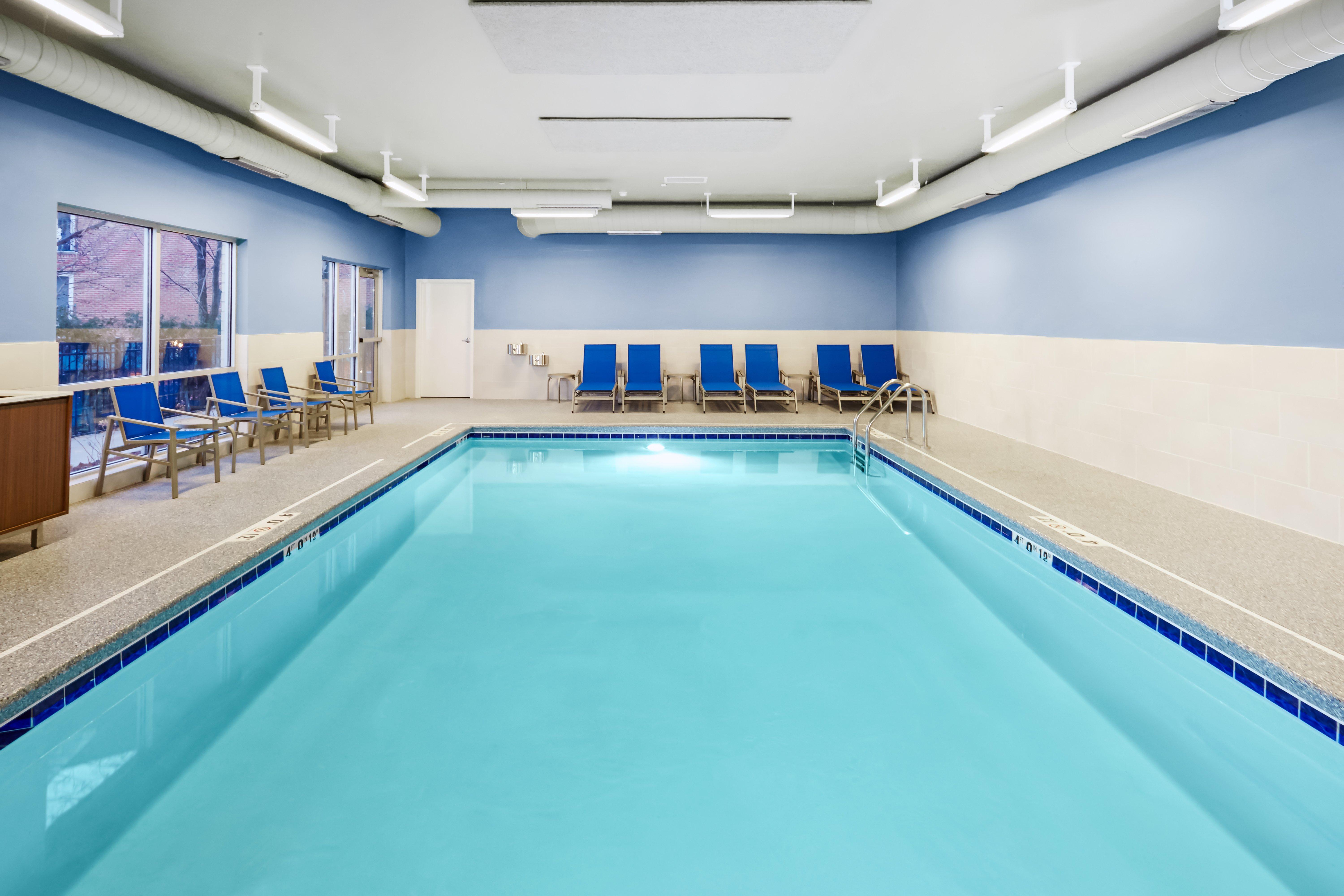 Holiday Inn Express & Suites Chicago North Shore - Niles By Ihg Ngoại thất bức ảnh