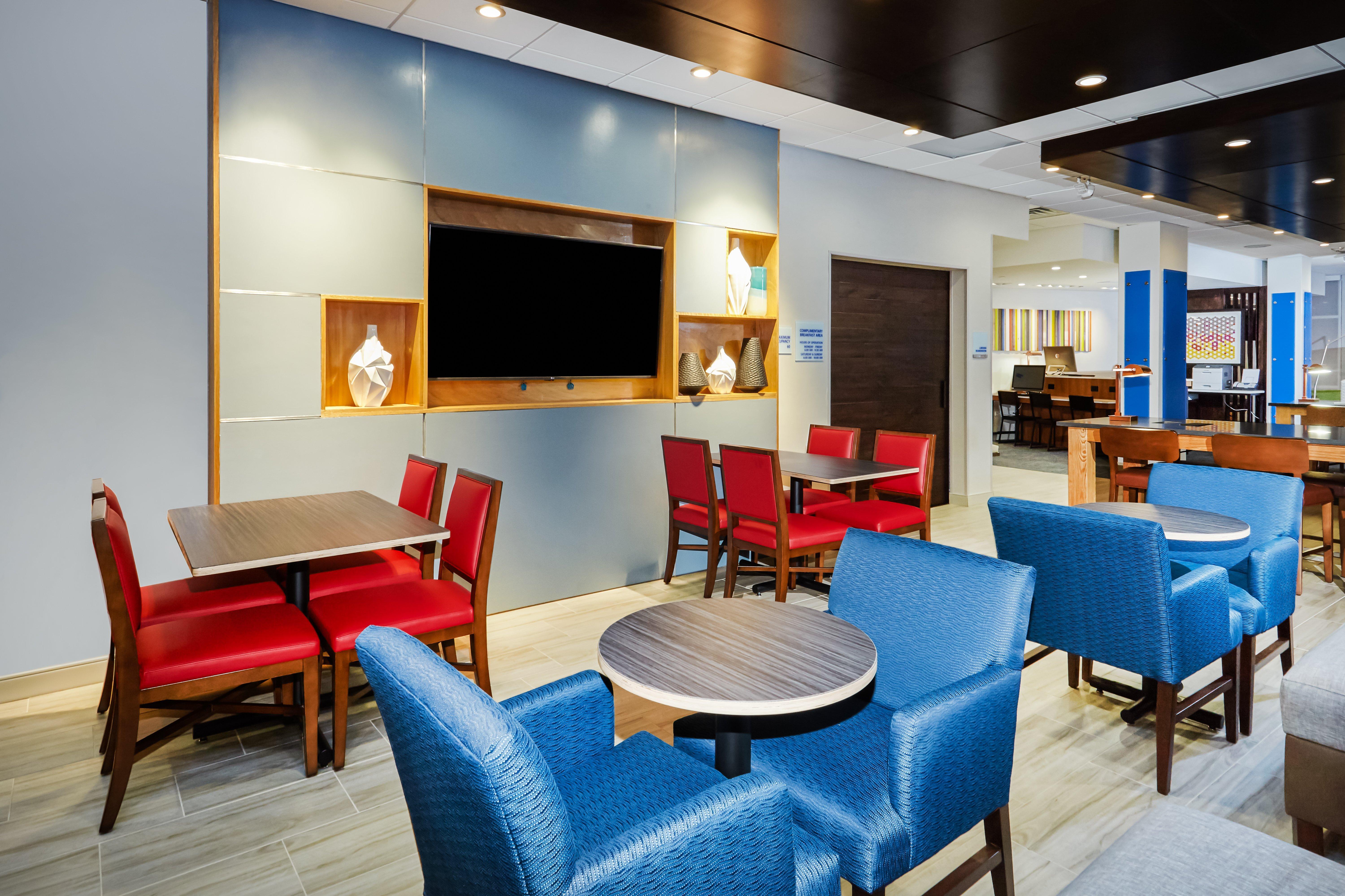 Holiday Inn Express & Suites Chicago North Shore - Niles By Ihg Ngoại thất bức ảnh